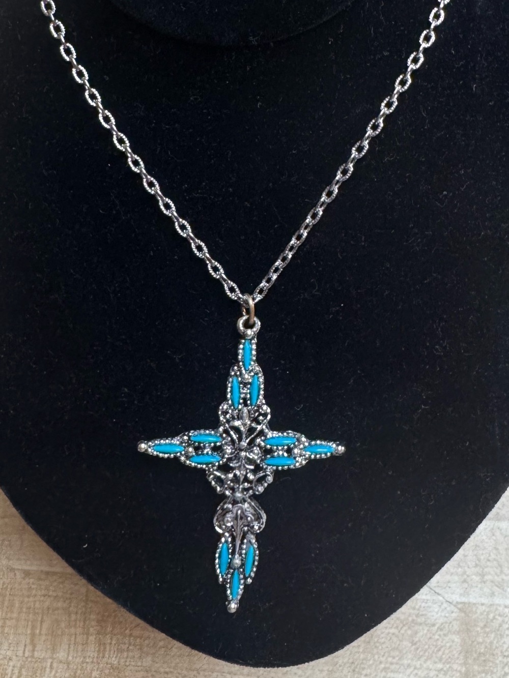 Vintage Silver-Toned Filigree Cross Necklace Featuring Simulated Turquoise
